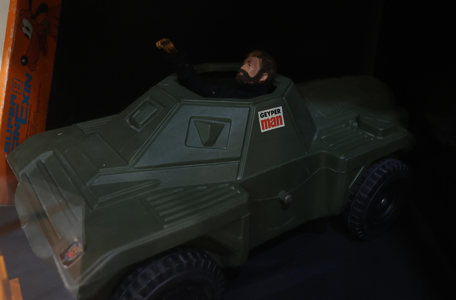 Exposición de juguetes antiguos en el Mercantil