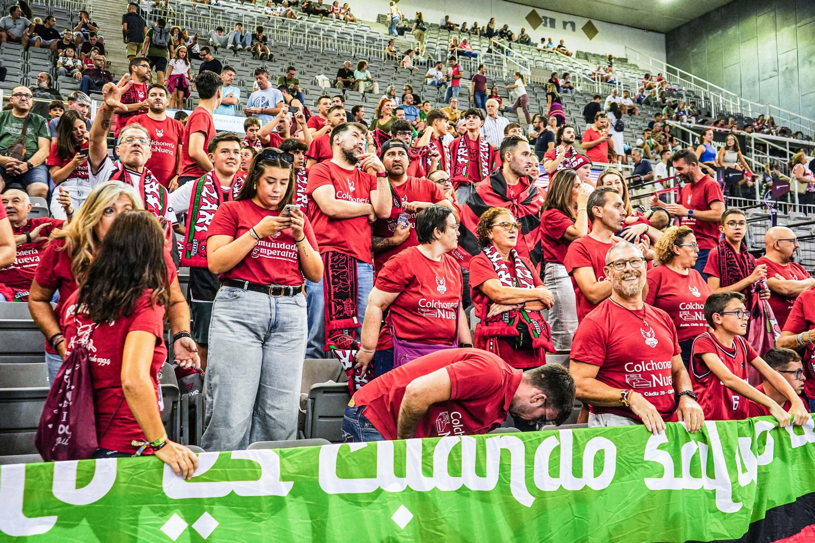 Encuéntrate en las gradas del Palacio de Deportes en el partido del Covirán Granada
