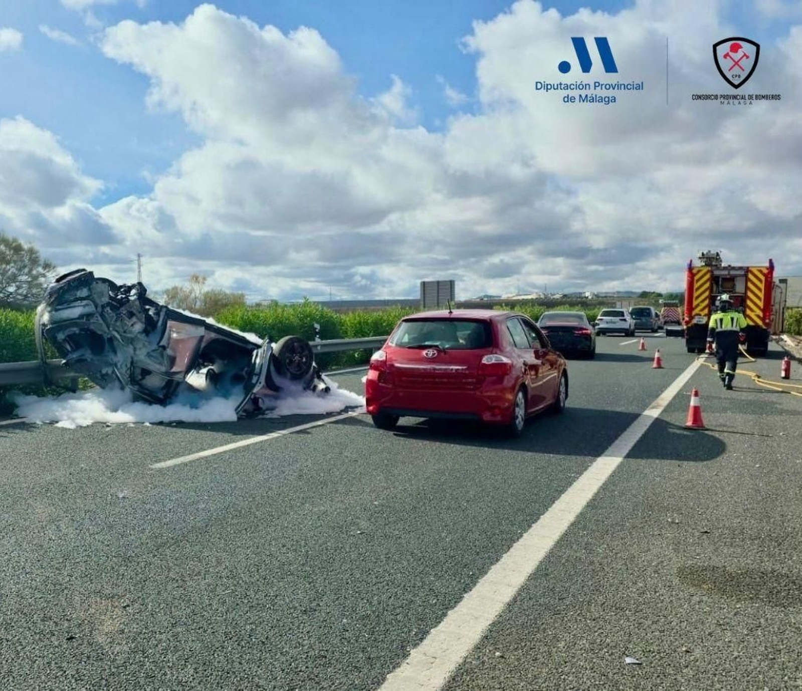 Los vehículos tras el alcance.