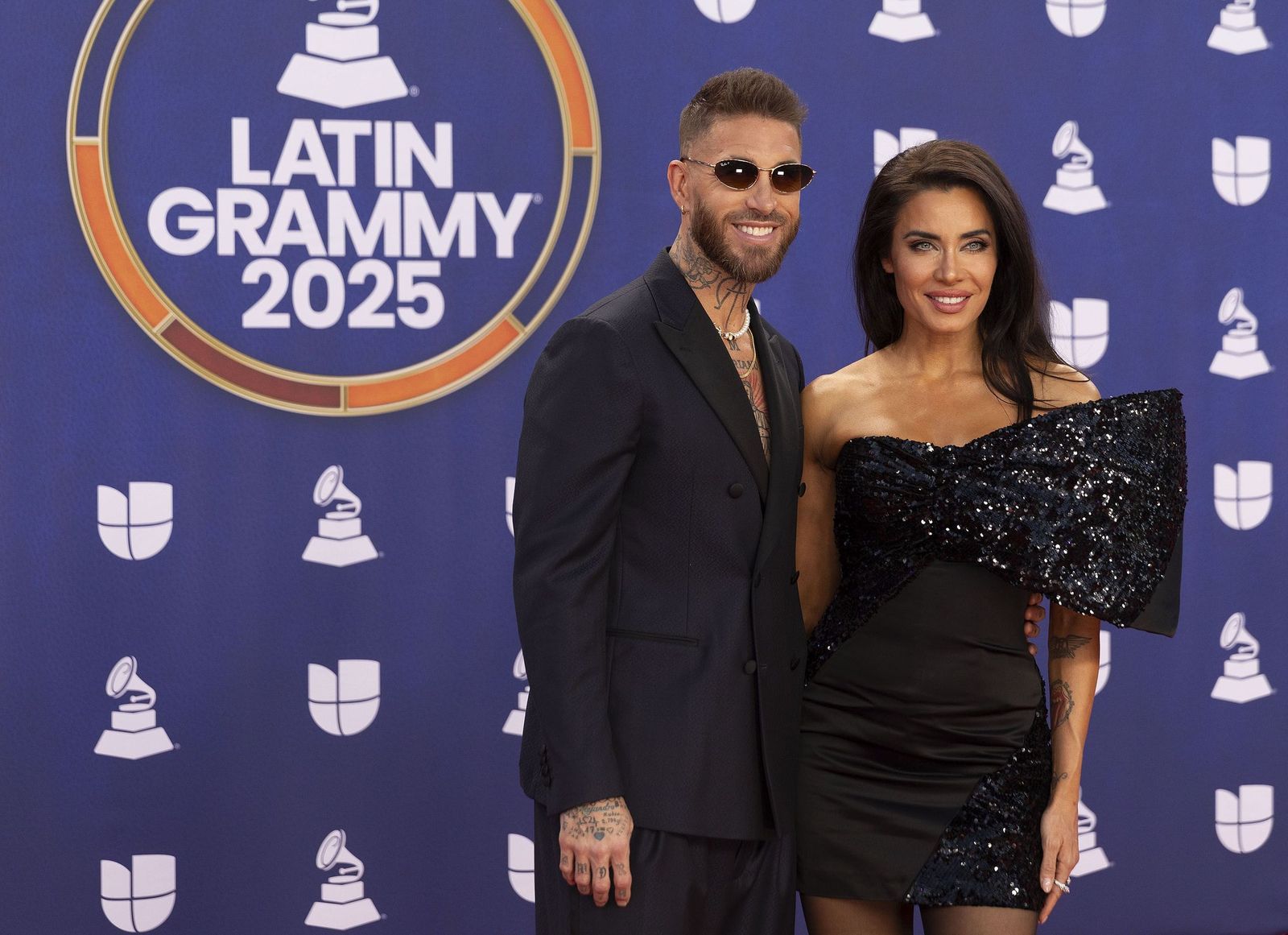 Sergio Ramos, junto con su esposa, Pilar Rubio, en la entrega de los premios Latin Grammy en Las Vegas.