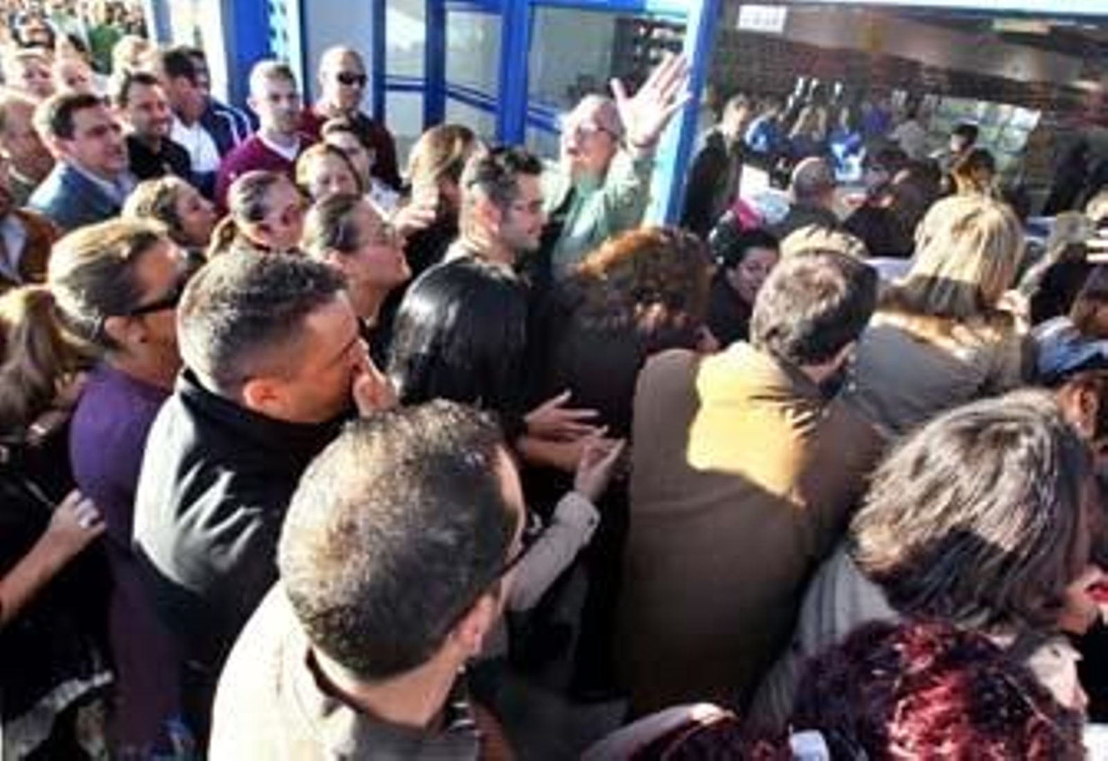 Luz Shopping agota en media hora sus 6.000 plazas de aparcamiento Luz Shopping agota en media hora sus 6.000 plazas de aparcamiento