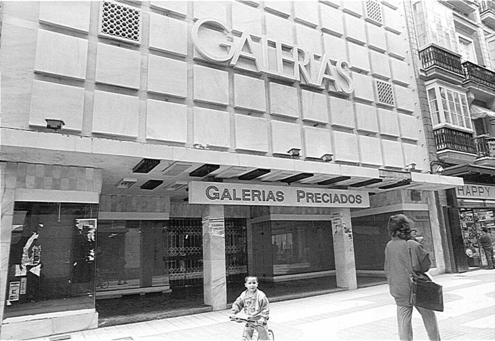 Imagen de archivo de la tienda de Galerías Preciados de Cádiz, cerrada en 1995