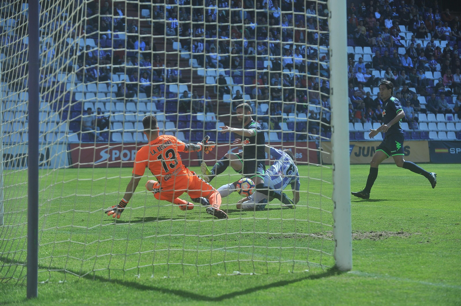 El Valladolid-Córdoba CF, en imágenes