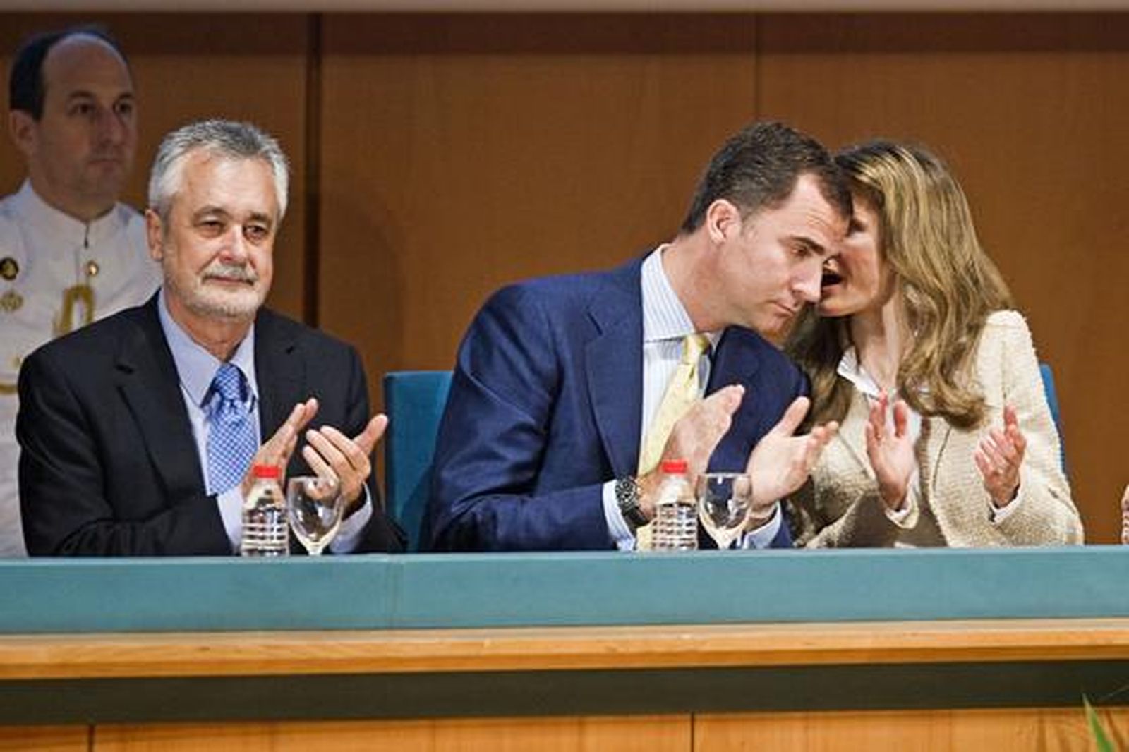 Los Príncipes de Asturias clausuran el Congreso Mundial de Periodismo en Cádiz. 

Foto: Julio Gonzalez