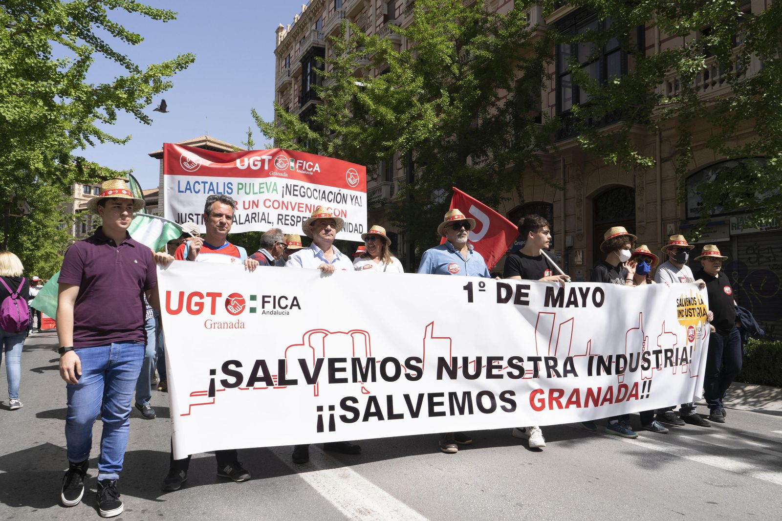 La manifestación por el Día Internacional del Trabajo de Granada, en imágenes