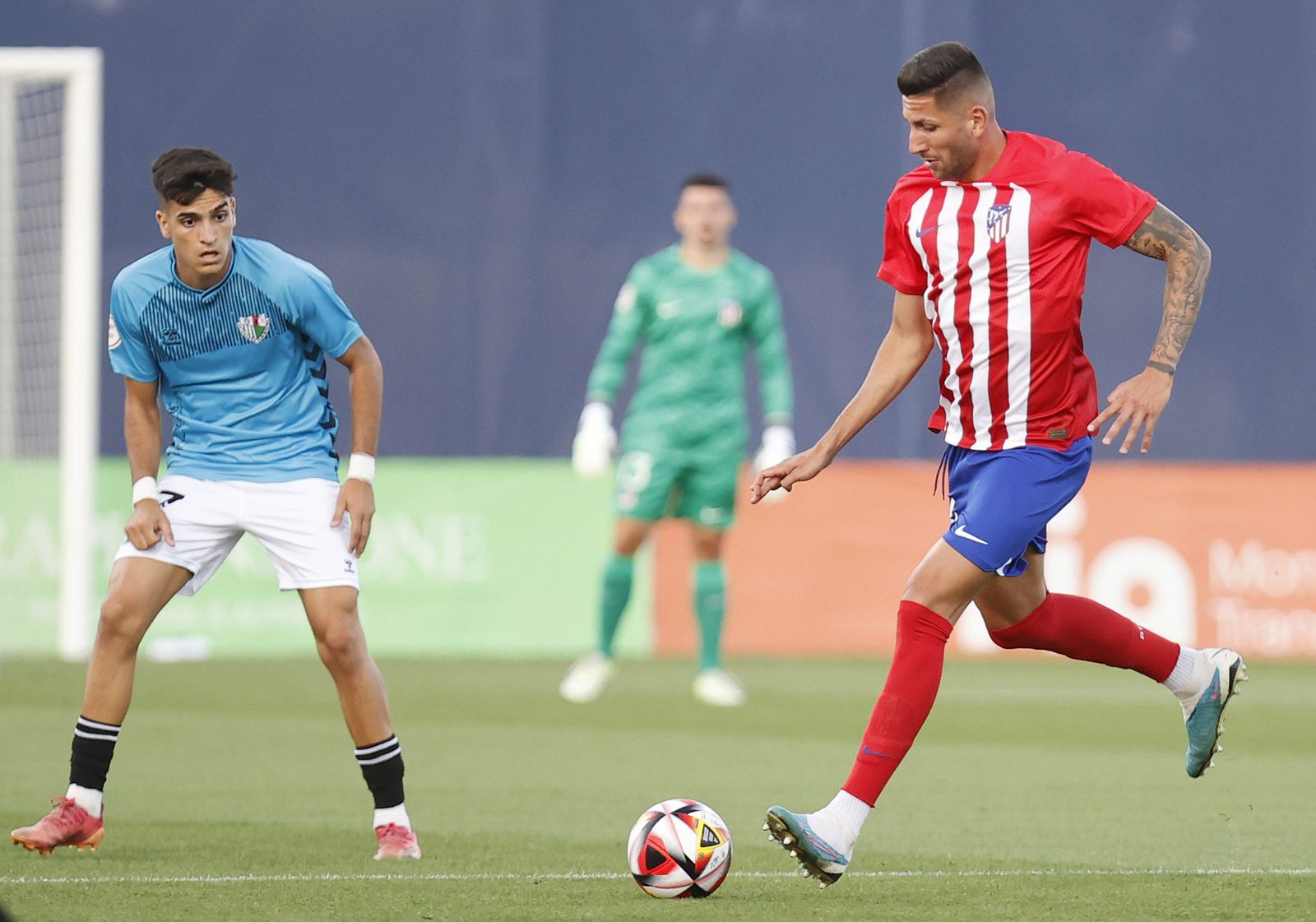 Atlético de Madrid 'B' - Antequera CF: Mala fortuna, pero buena carta de presentación (2-0)
