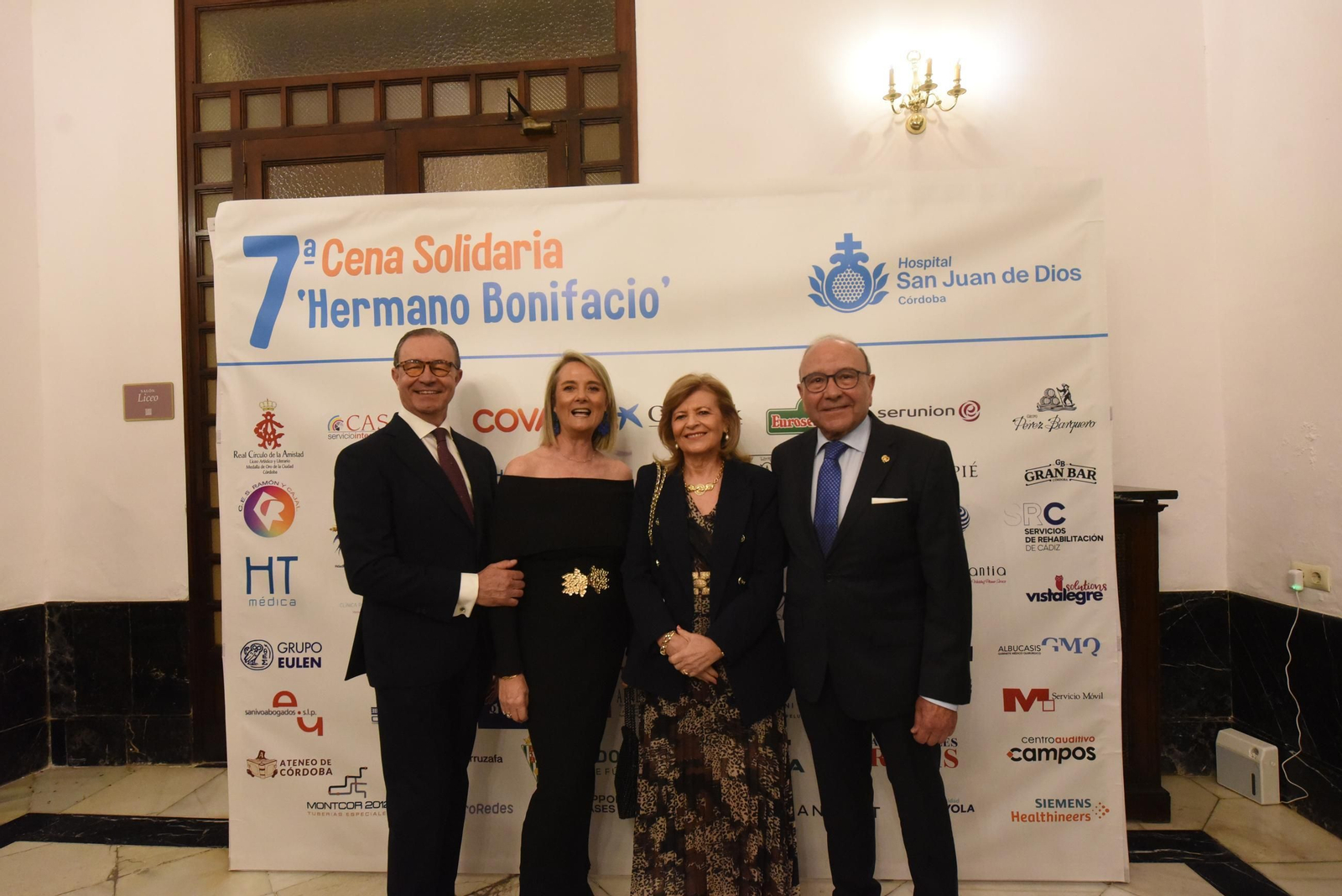 La Cena Solidaria Hermano Bonifacio del Hospital San Juan de Dios de Córdoba, en imágenes