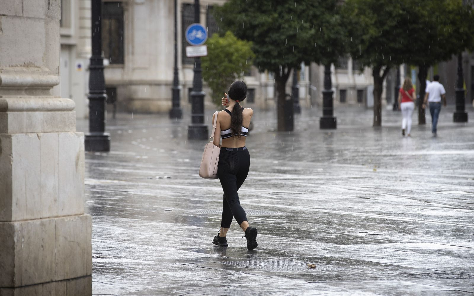 Las imágenes de la granizada en Sevilla
