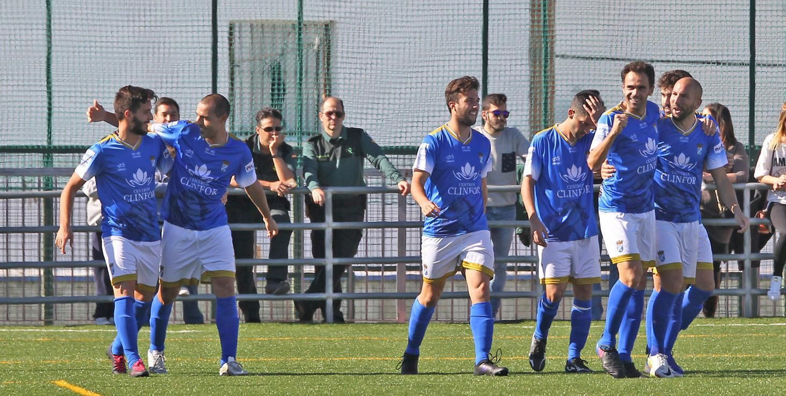 Alberto, junto a José Vega, puede reaparecer el domingo.