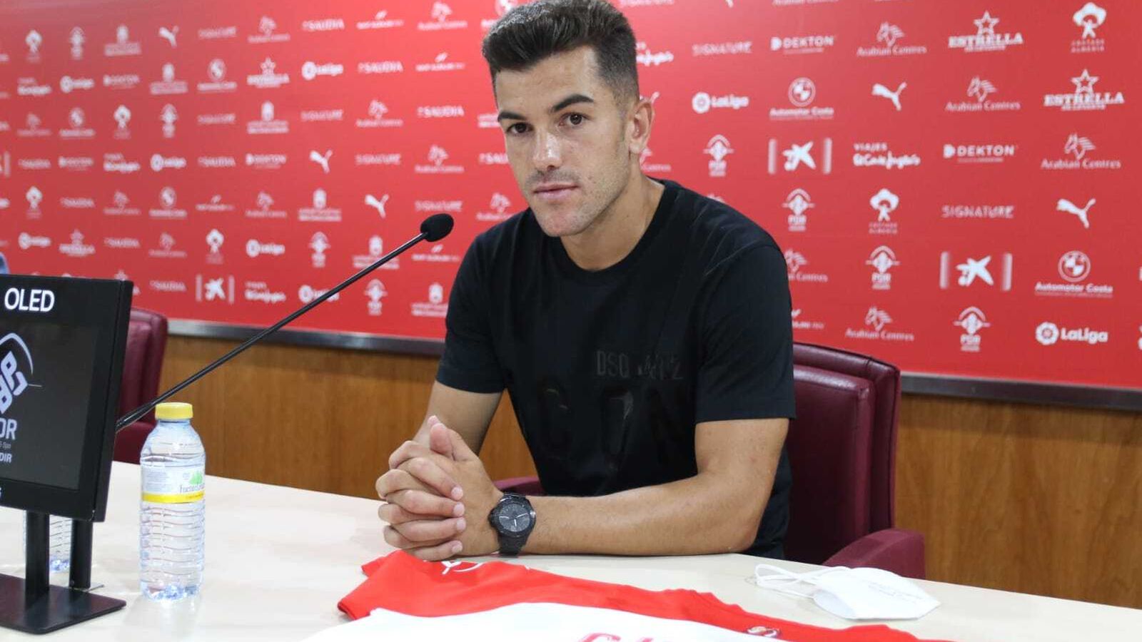 Curro Sánchez procede de la Ponferradina y antes estuvo en el Numancia