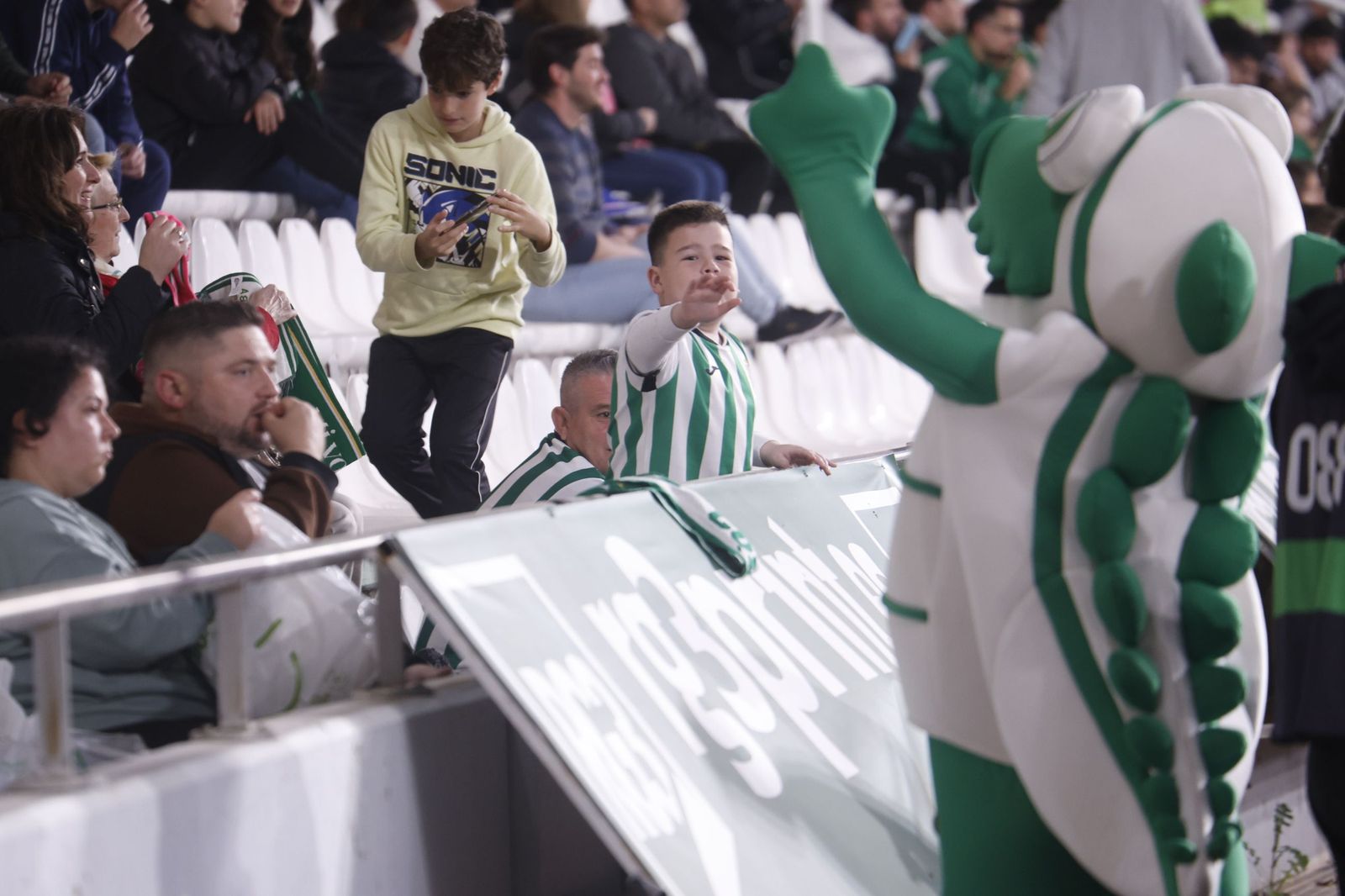 Búscate en la galería de fotos del Córdoba CF-Andorra
