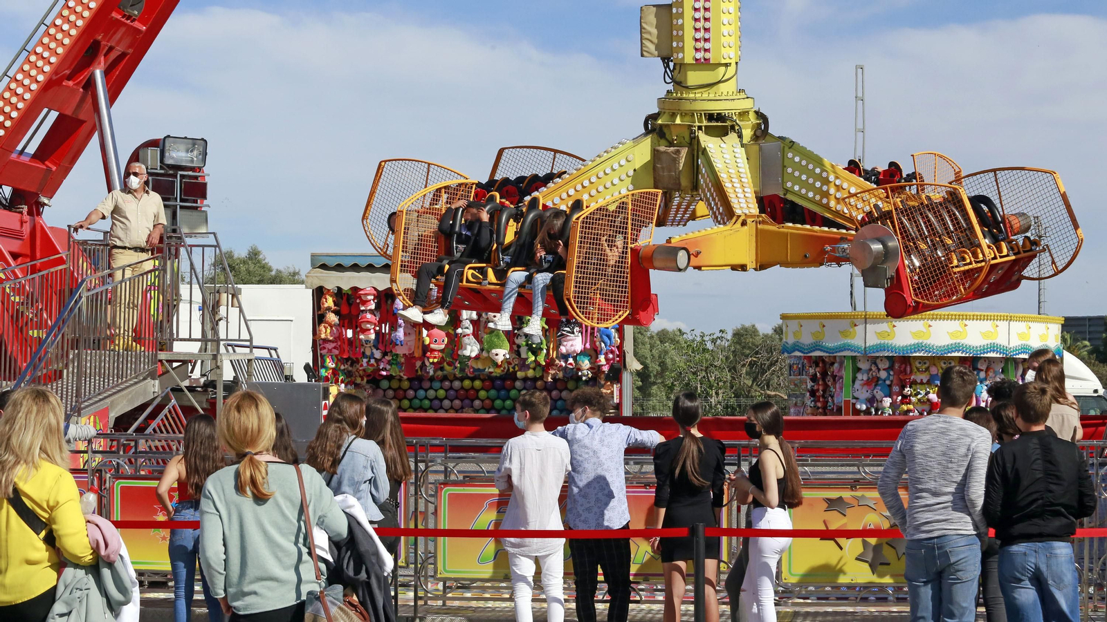 Imágenes del primer día de "cacharritos"