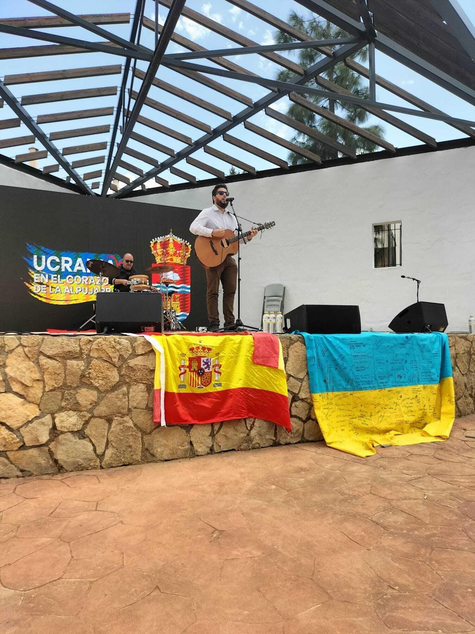 'Pueblos unidos por la paz: Ucrania en el corazón de la Alpujarra'