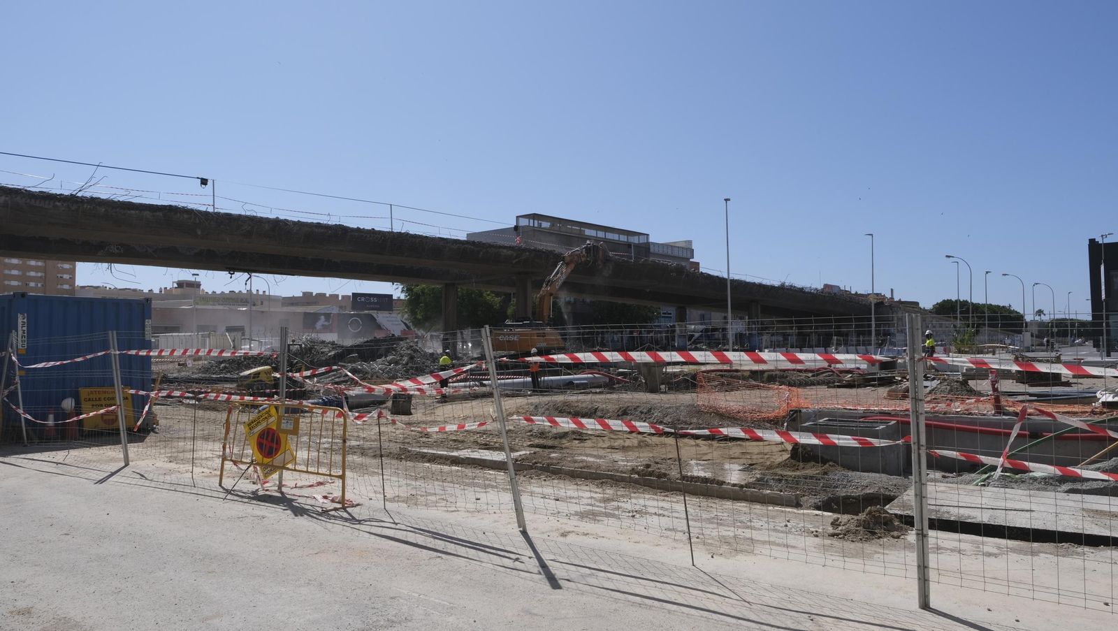 Corte de la Avenida de Montserrat por las obras del soterramiento del AVE, en imágenes