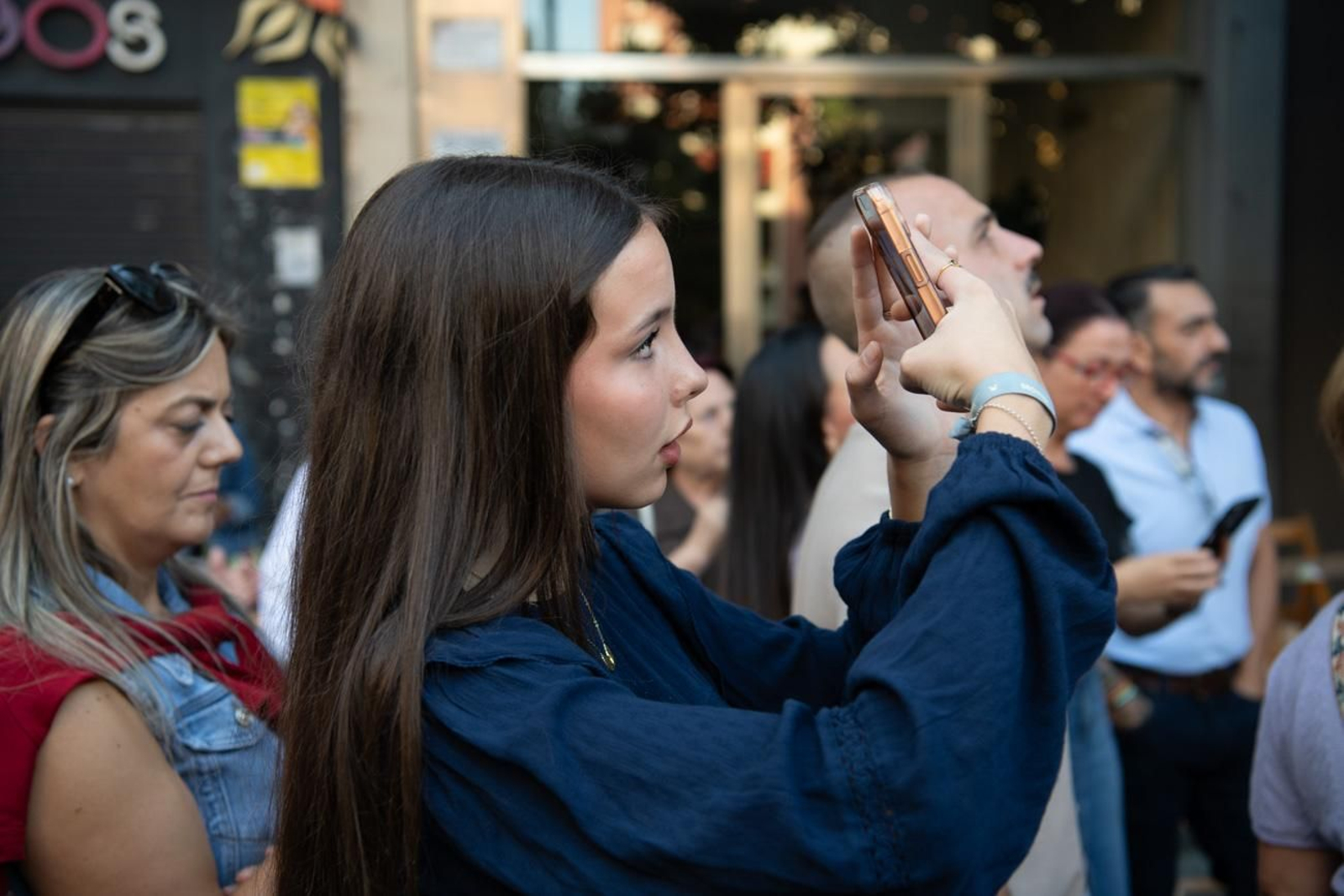 El pueblo de Jaén abraza con solemnidad a El Abuelo en la Magna, en imágenes
