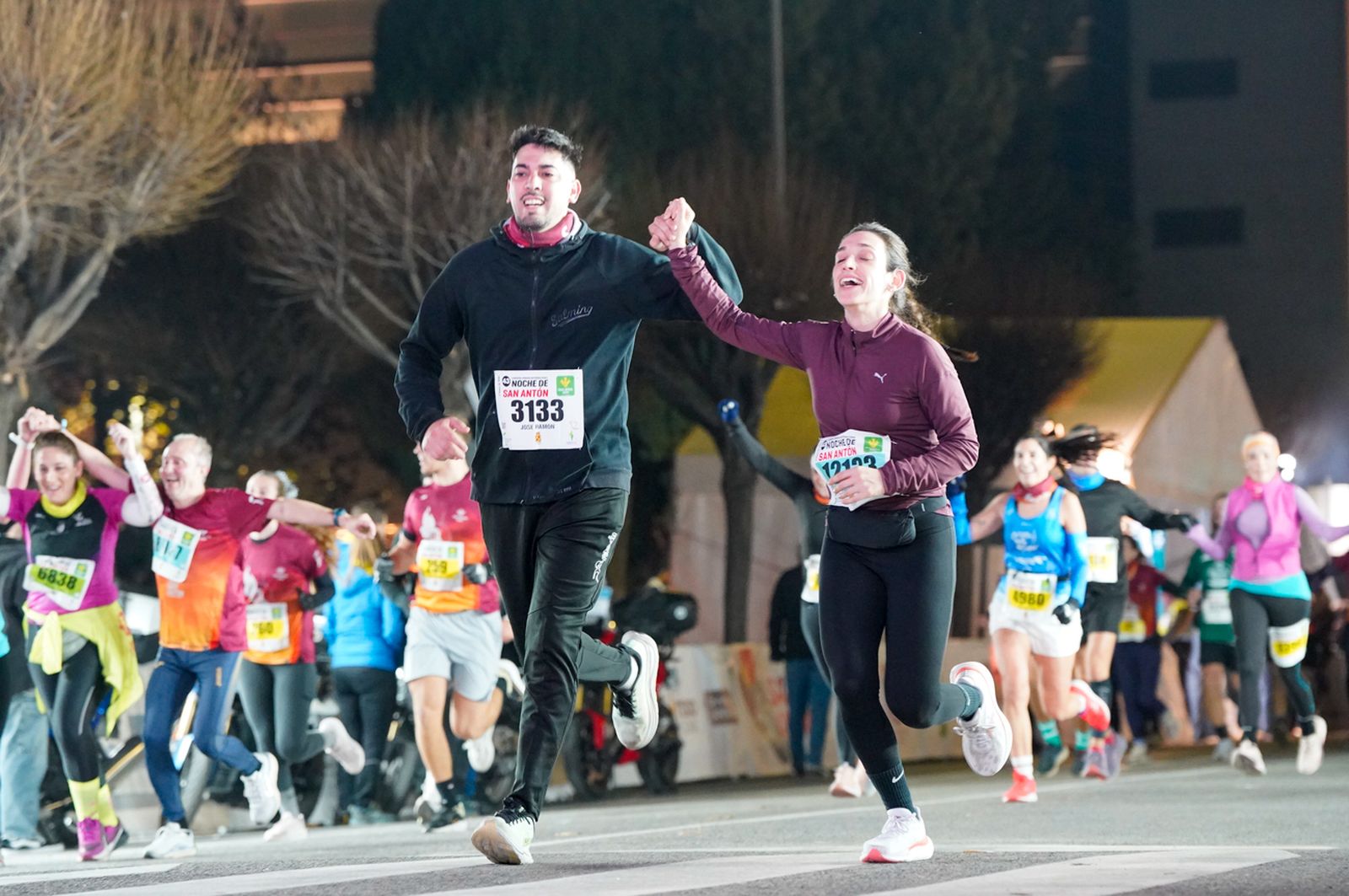 En imágenes: búscate en tu llegada a meta de la Carrera de San Antón 2026 (17)