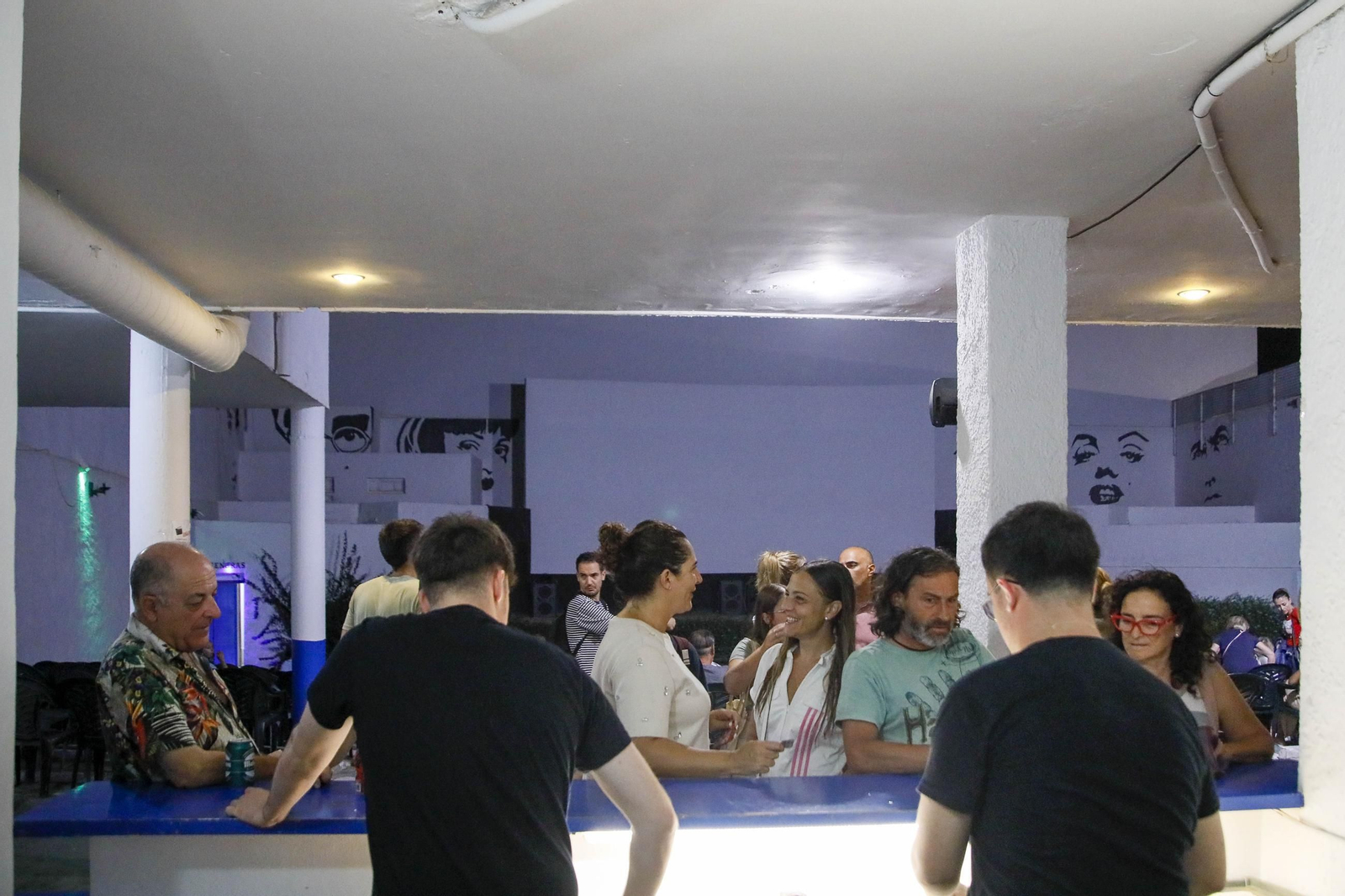 Imágenes de la última proyección en el cine de verano de Garrucha Imágenes de la última proyección en el cine de verano de Garrucha