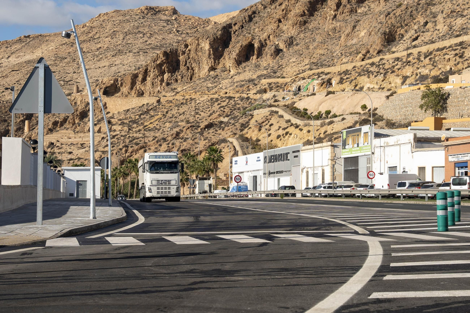 Los primeros usuarios del nuevo acceso al Puerto