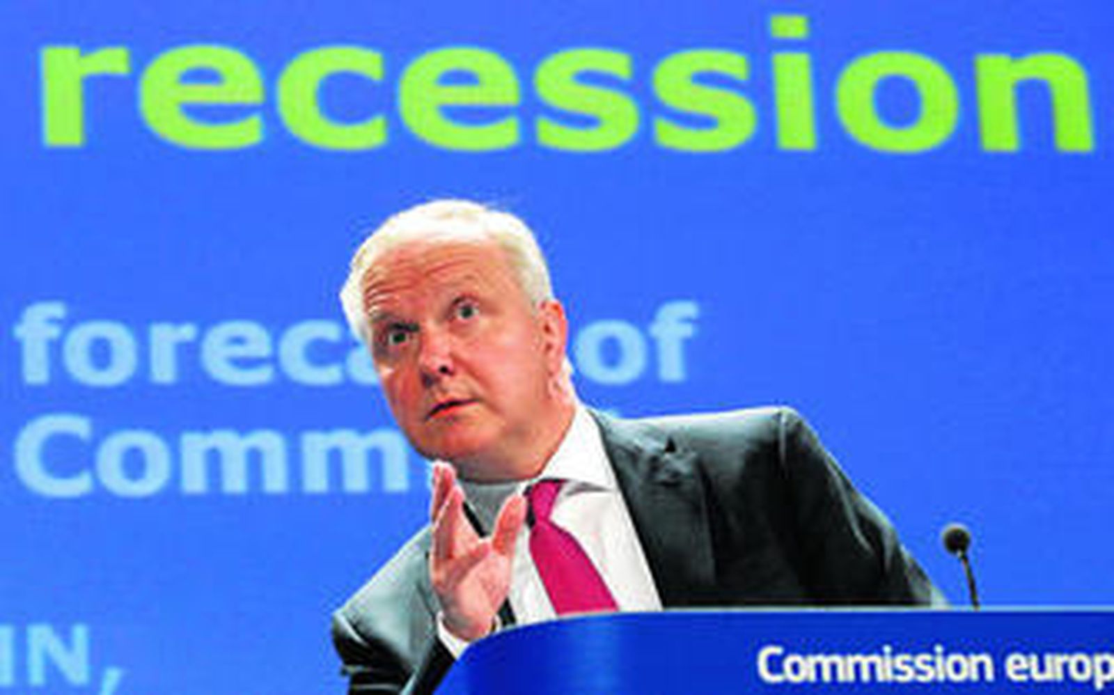 El vicepresidente de la Comisión Europea y comisario de Asuntos Monetarios y Económicos, Olli Rehn, en una comparecencia reciente.