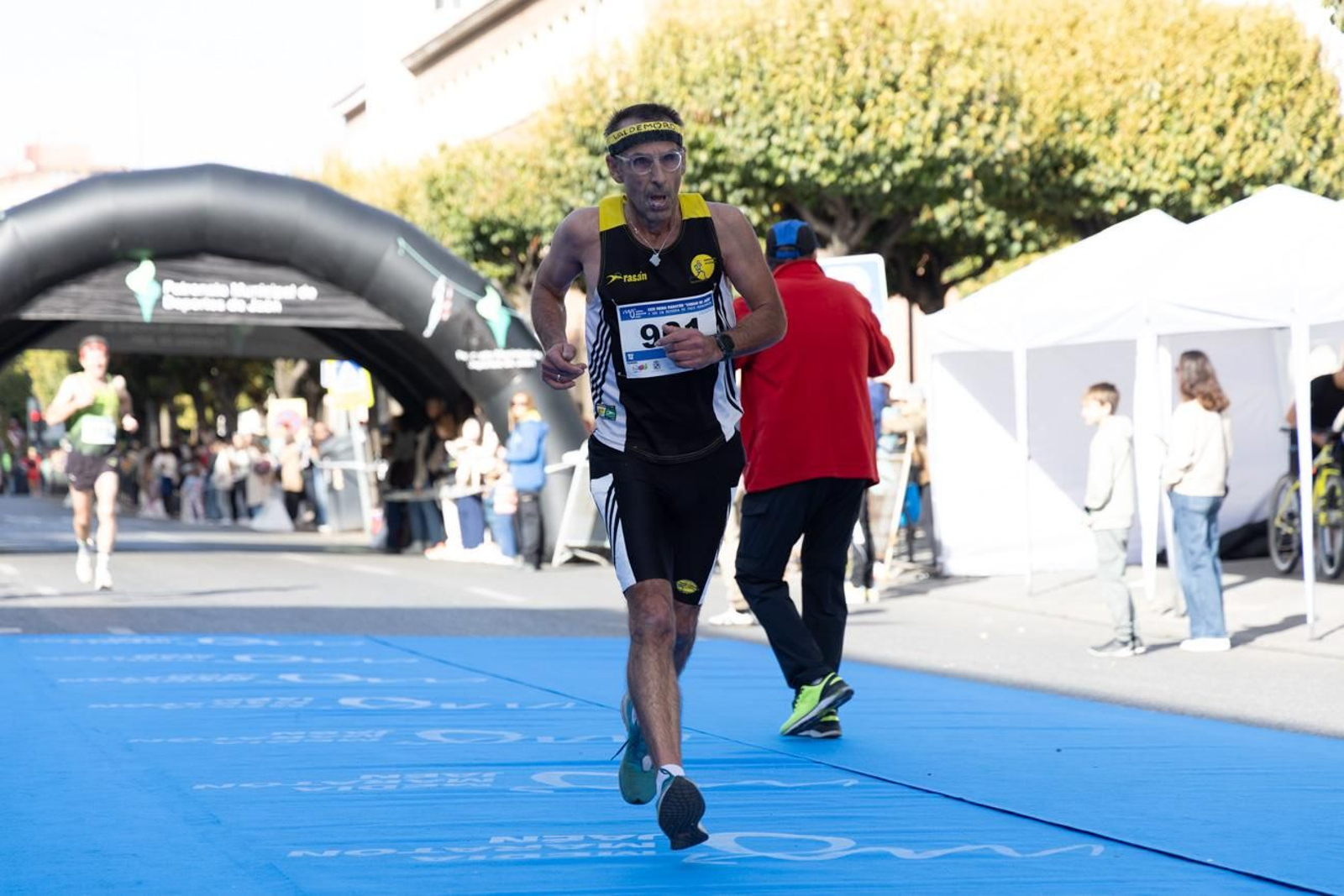 En imágenes: multitudinaria e histórica XXIX Media Maratón 'Ciudad de Jaén' y 10k en memoria de Paco Manzaneda (2)