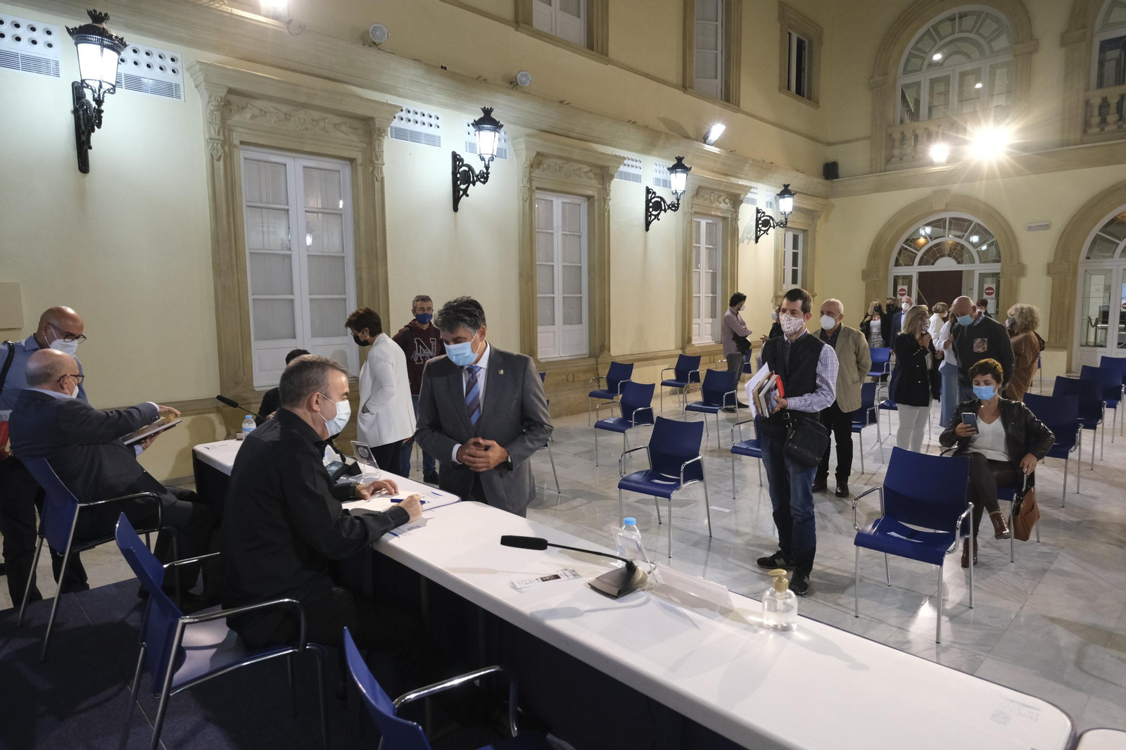Fotogalería El Diario de los Libros. Lorenzo Silva.