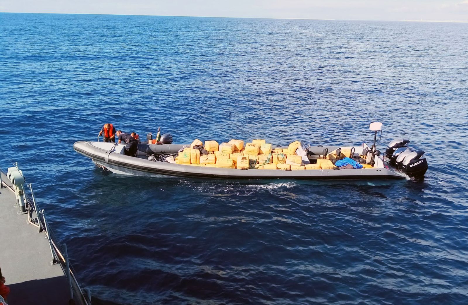 'Narcolancha' intervenida con la droga a bordo