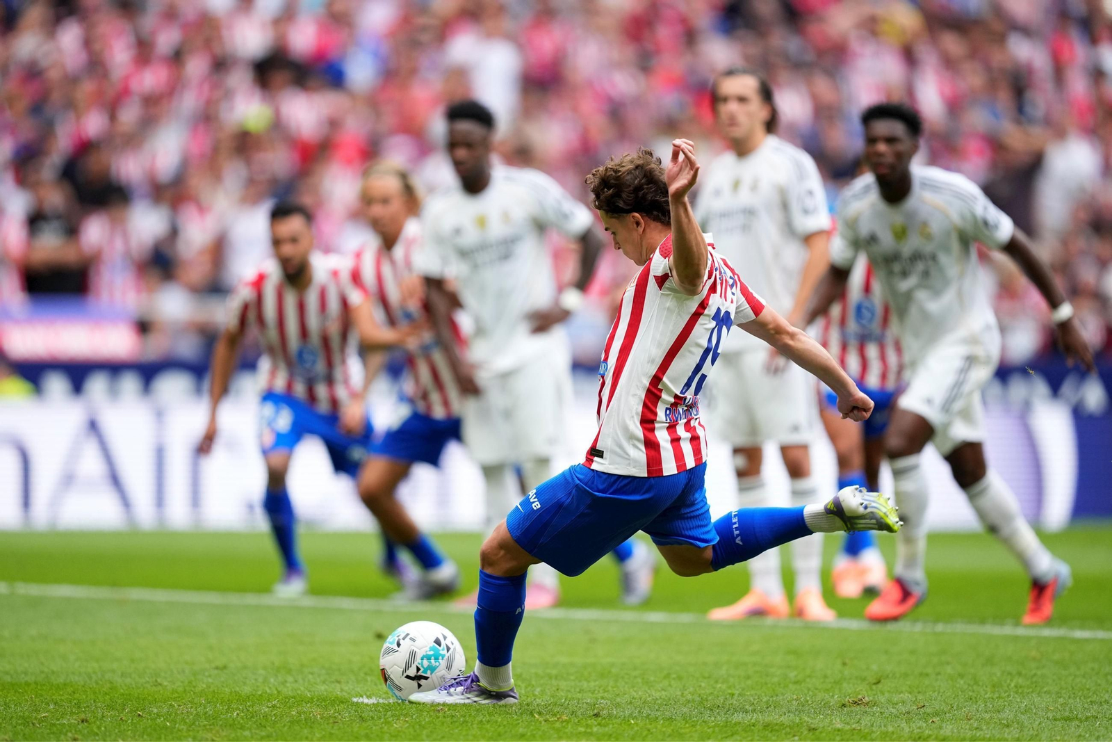 Las mejores fotos del Atlético - Real Madrid