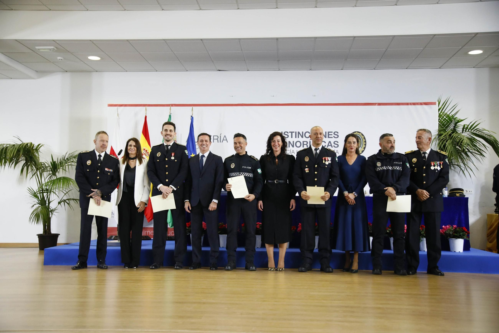 Las imágenes del acto institucional de la Policía Local de Almería con motivo de la festividad de su patrón, San Esteban