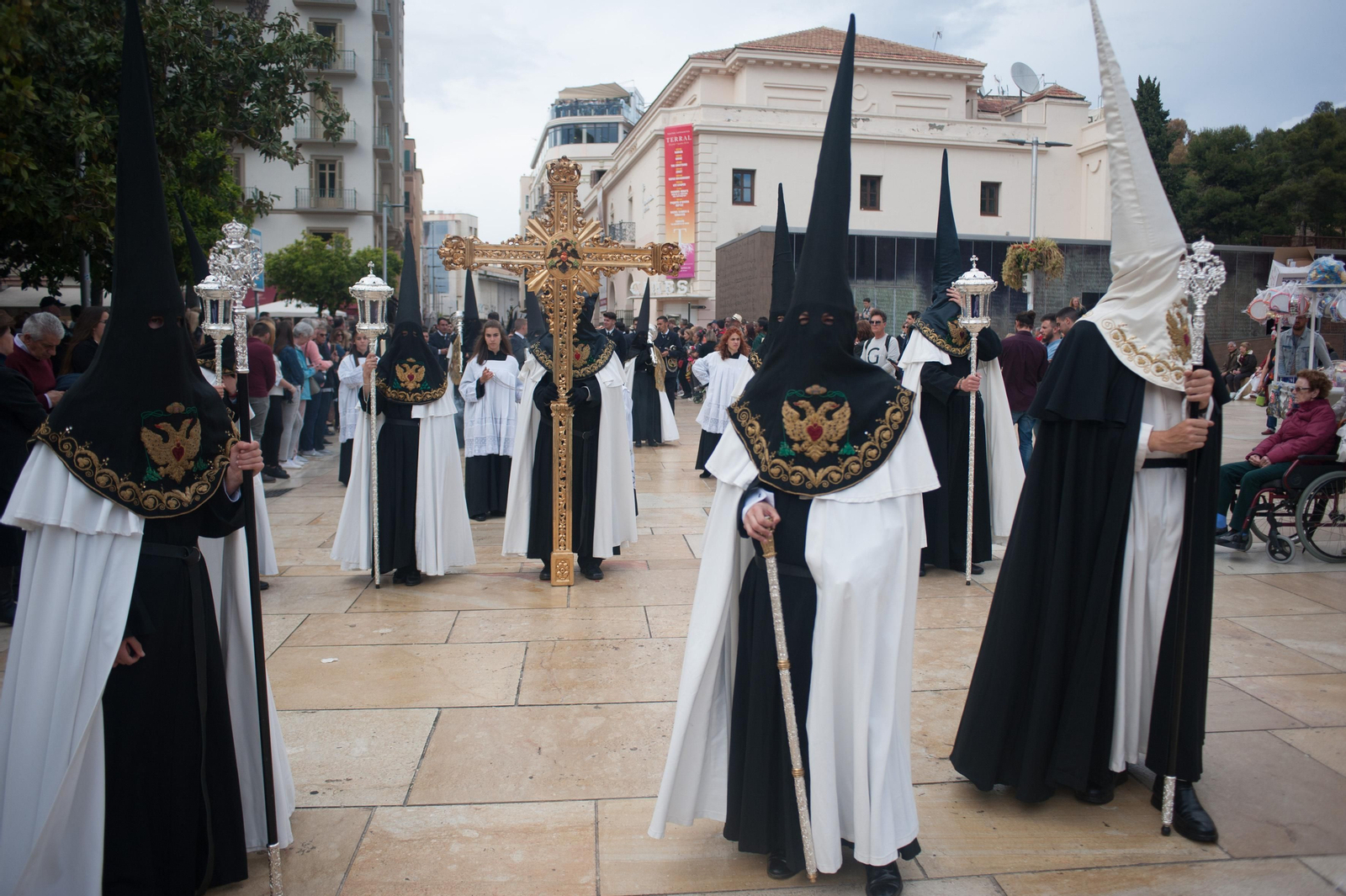 Las fotos del Amor del Viernes Santo en Málaga Las fotos del Amor del Viernes Santo en Málaga