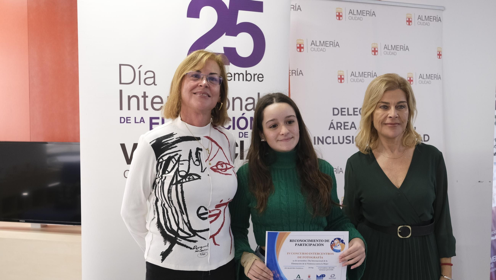 Búscate en la entrega de premios de fotografía escolar contra la violencia machista