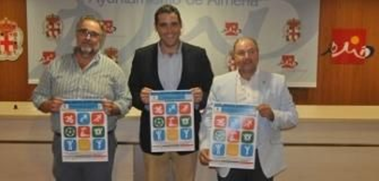 Ayuntamiento y Club Natación Almería presentan la primera Escuela Municipal de Deporte Adaptado