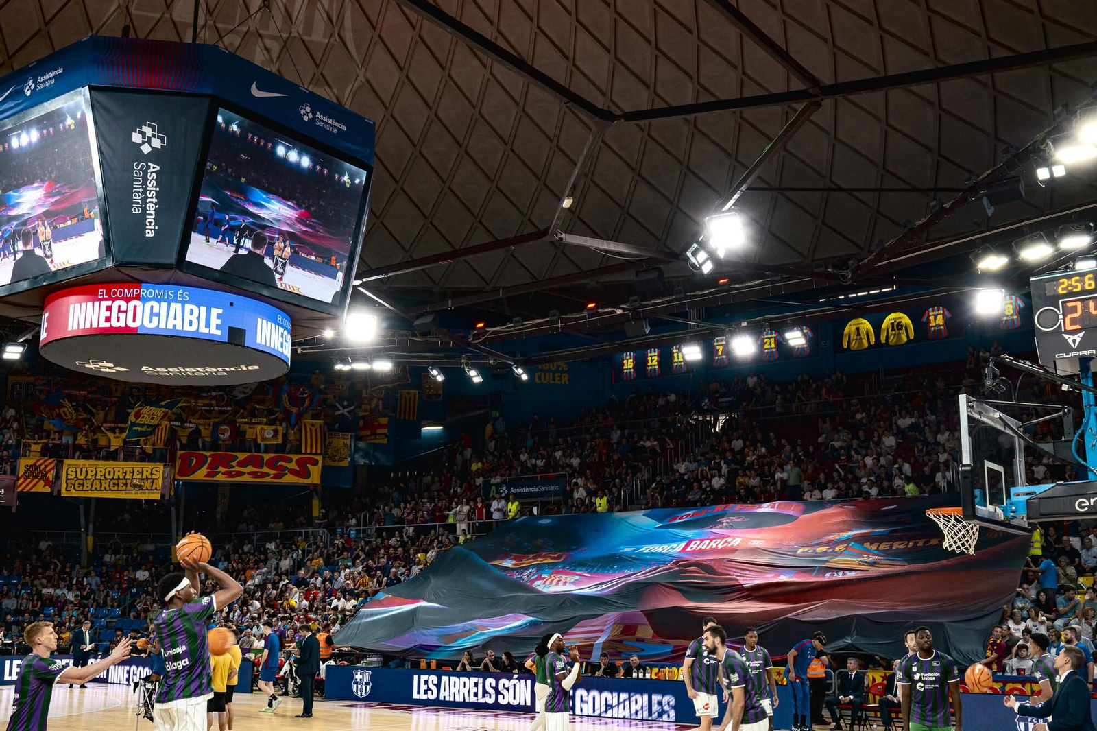 Las fotos del Barça-Unicaja, 2º partido del play off de la ACB