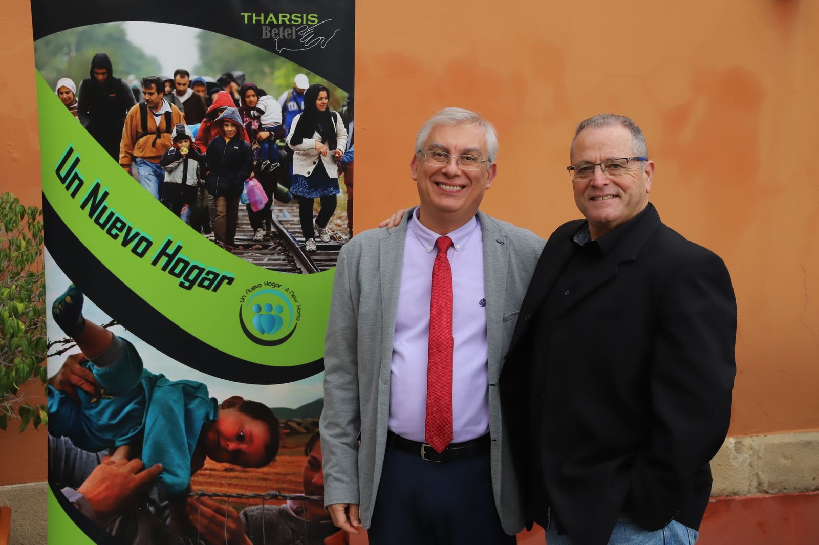 El delegado de Reactivación Económica, Juan Antonio Cabello, y Pedro Espada, presidente de Tharsis Betel.