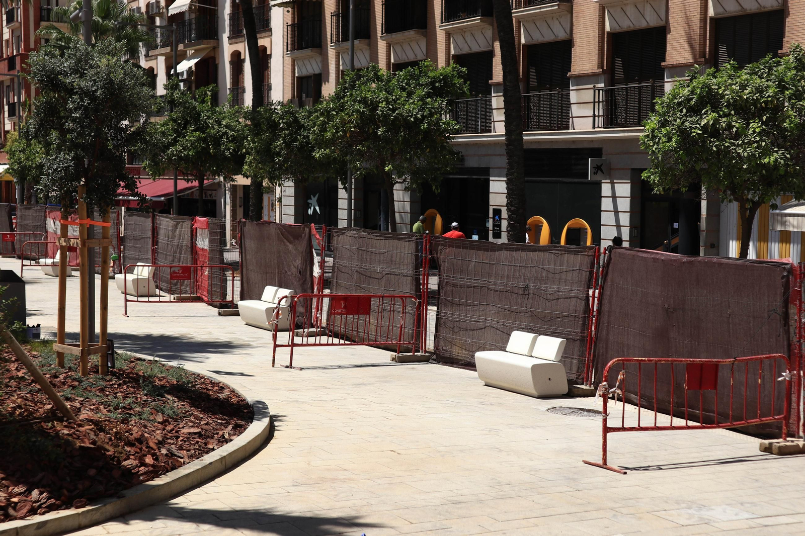 Así ha quedado la Plaza de La Merced tras la remodelación, en imágenes