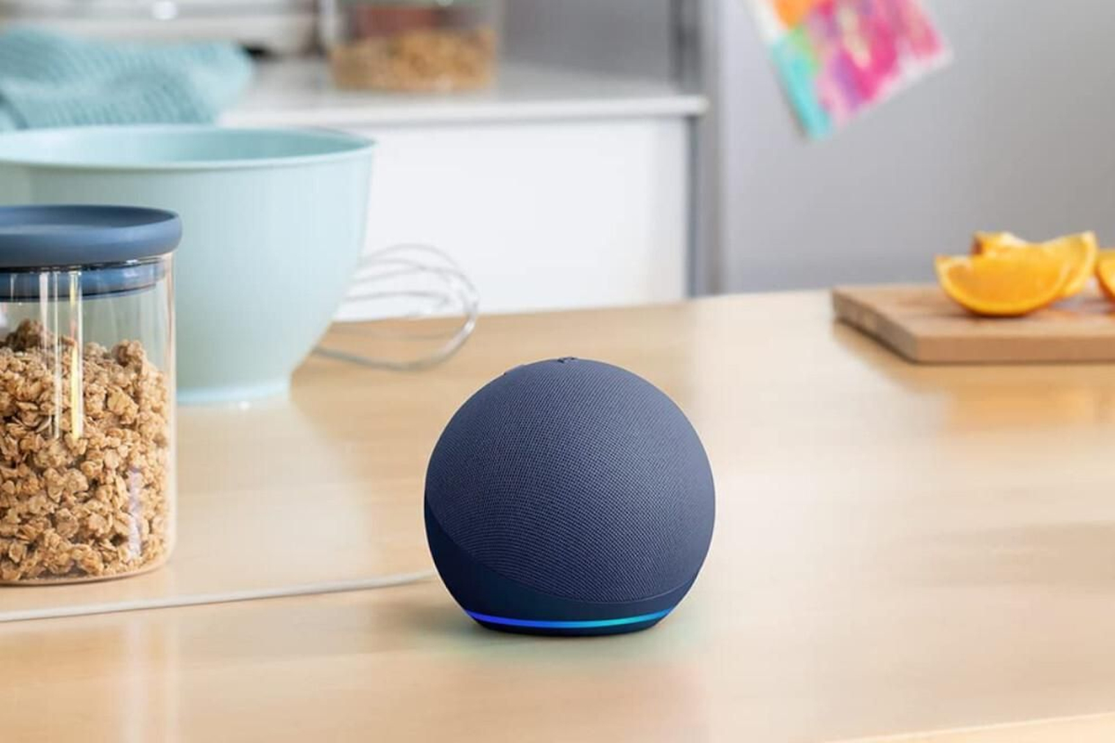 ¡Menudo ofertón! Este altavoz inteligente Echo Dot de 5ª generación rebajado un 46% en Amazon