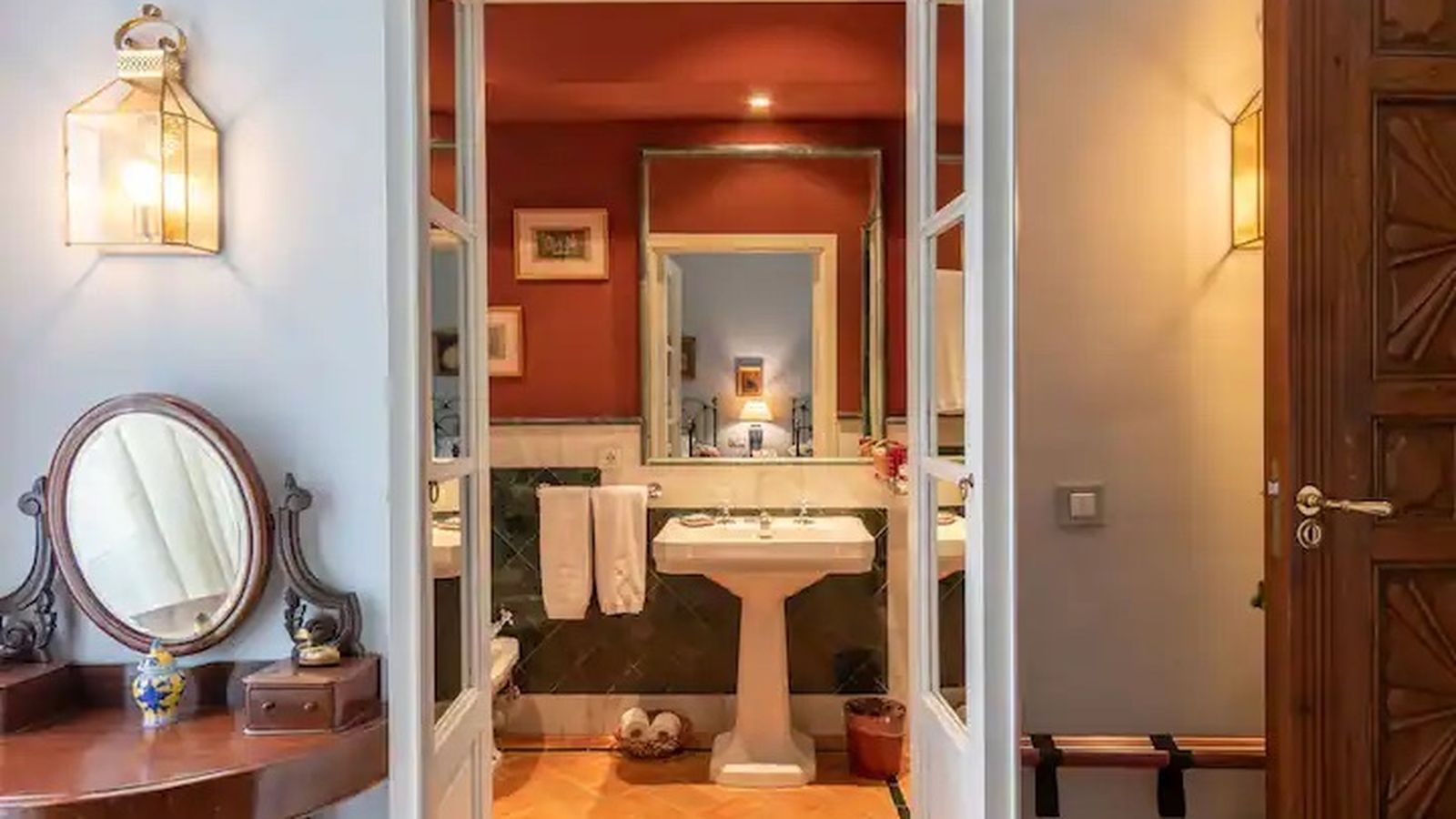 Una de las estancias de la casa palacio sita en el barrio de Santa Cruz