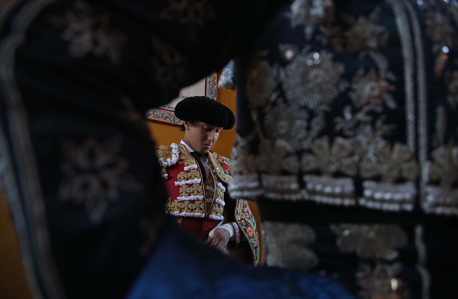 Fotos de la corrida del jueves de la Feria Taurina de Algeciras 2023:  Salvador Vega, Roca Rey y Pablo Aguado