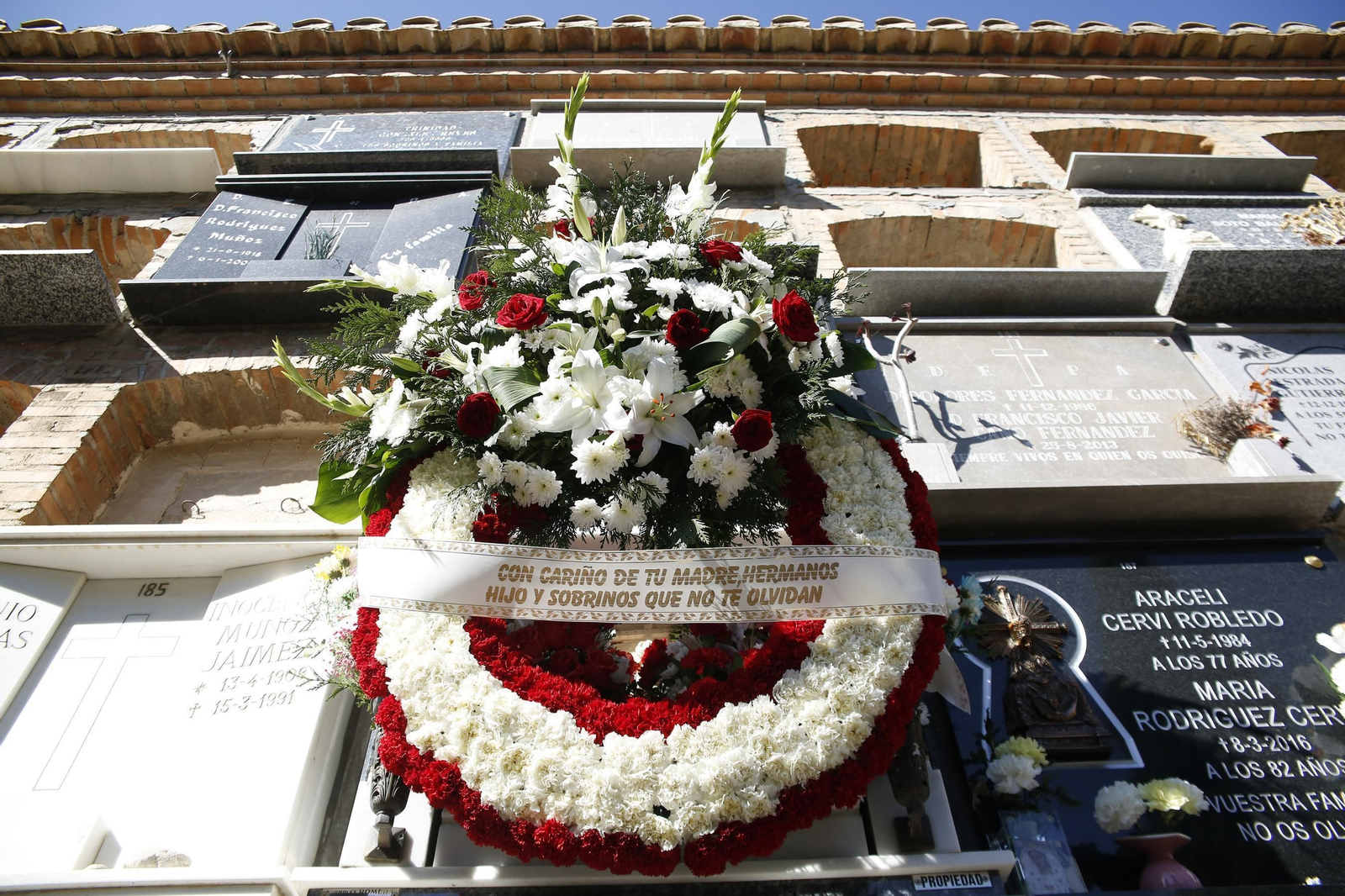 Las imágenes de la festividad de Todos los Santos