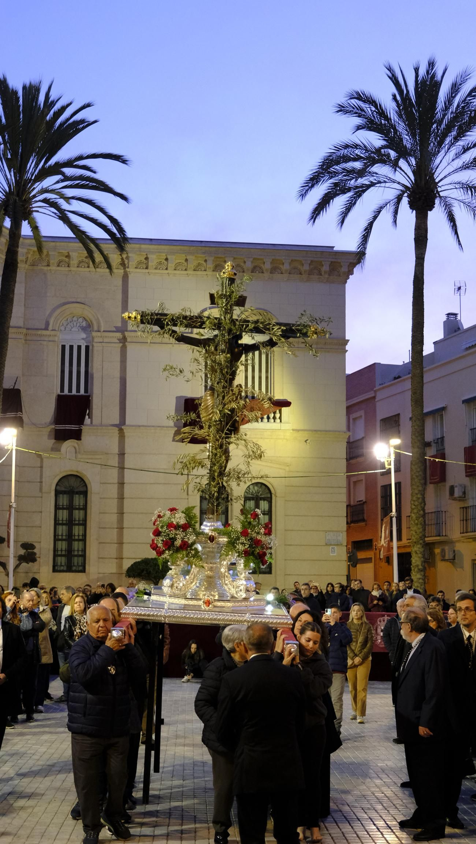Vía Crucis del Cristo de la Escucha en la Semana Santa de Almería 2025