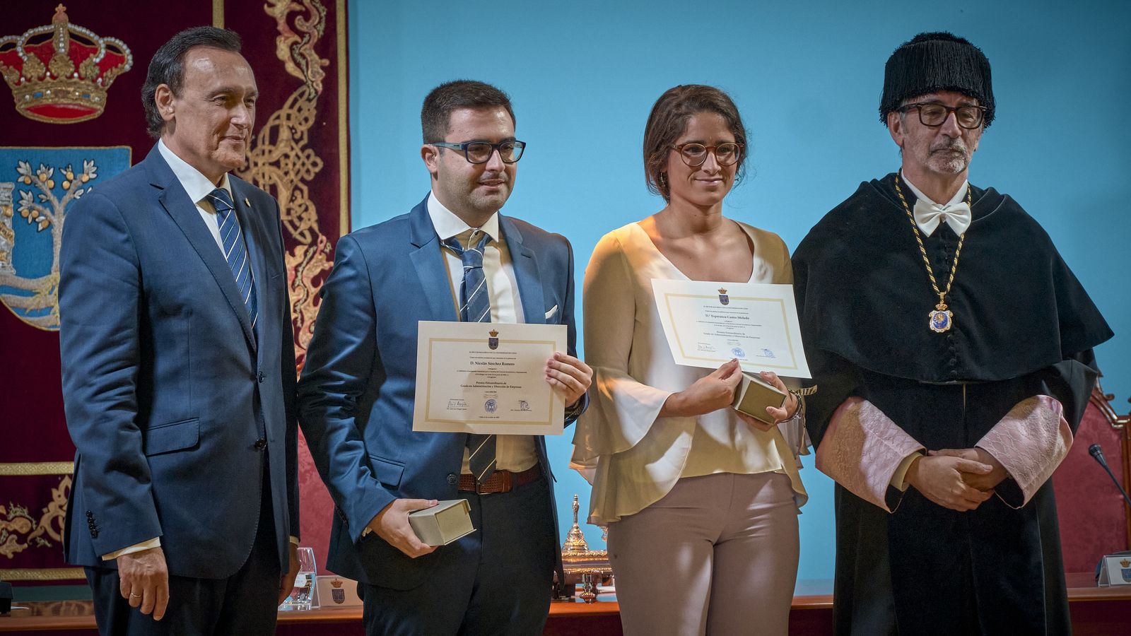 Entrega de premio extraordinarios de la UCA