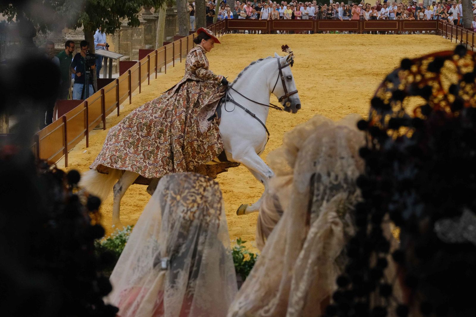 Sábado de Goyesca (sin Goyesca) en imágenes