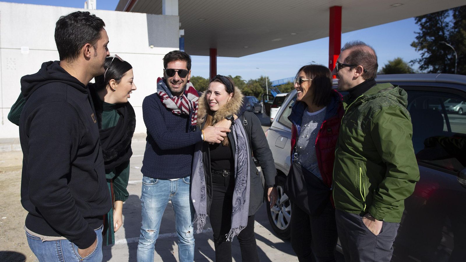 Un grupo de italianos hace un alto camino de Jerez.