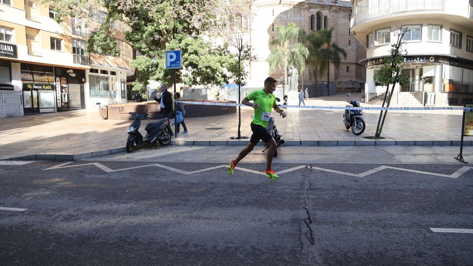 Búscate en las fotos de la Carrera de la Prensa en Málaga