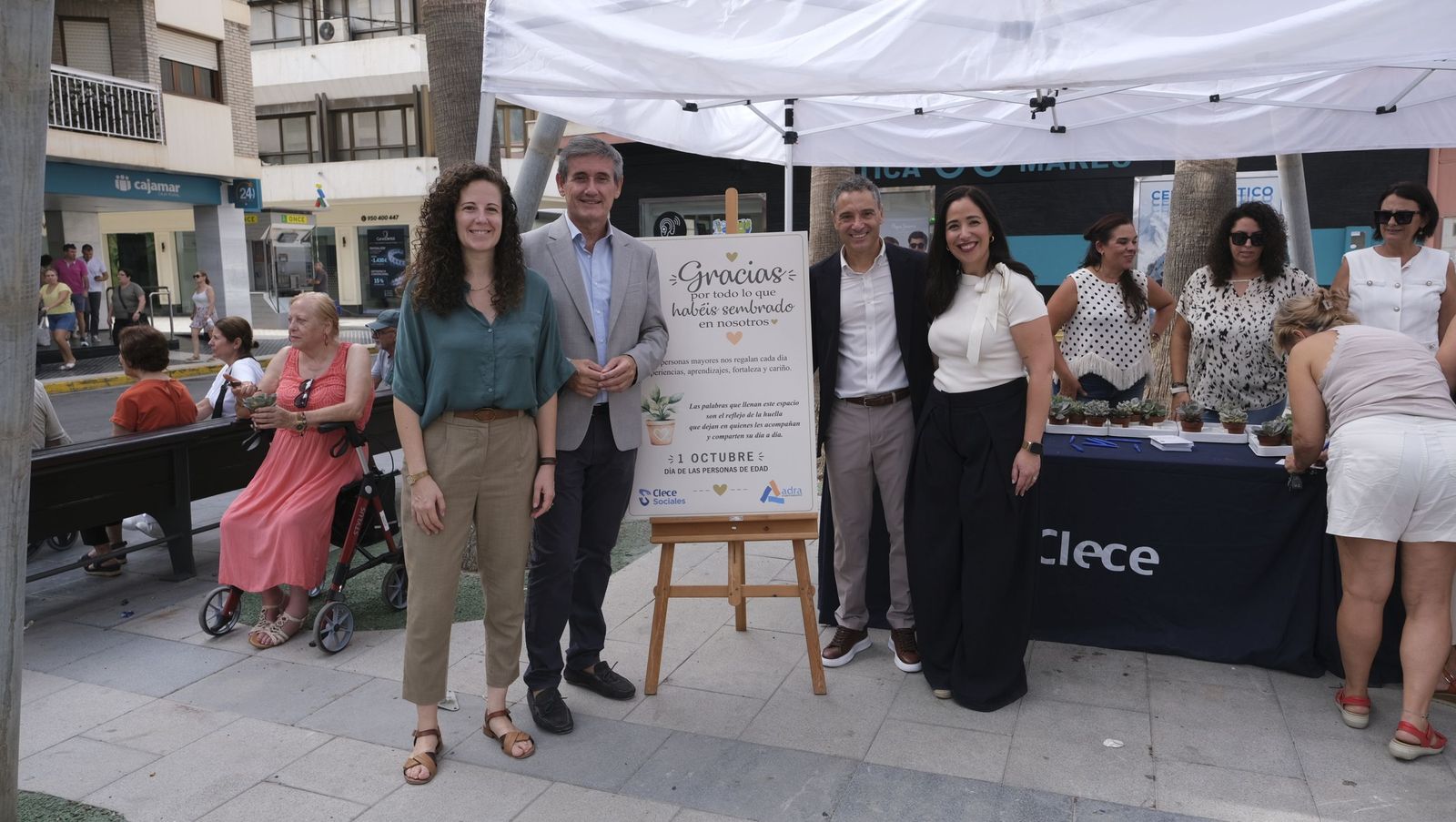 El Día de las Personas de Edad en Adra, organizado por el Ayuntamiento y Clece, en imágenes