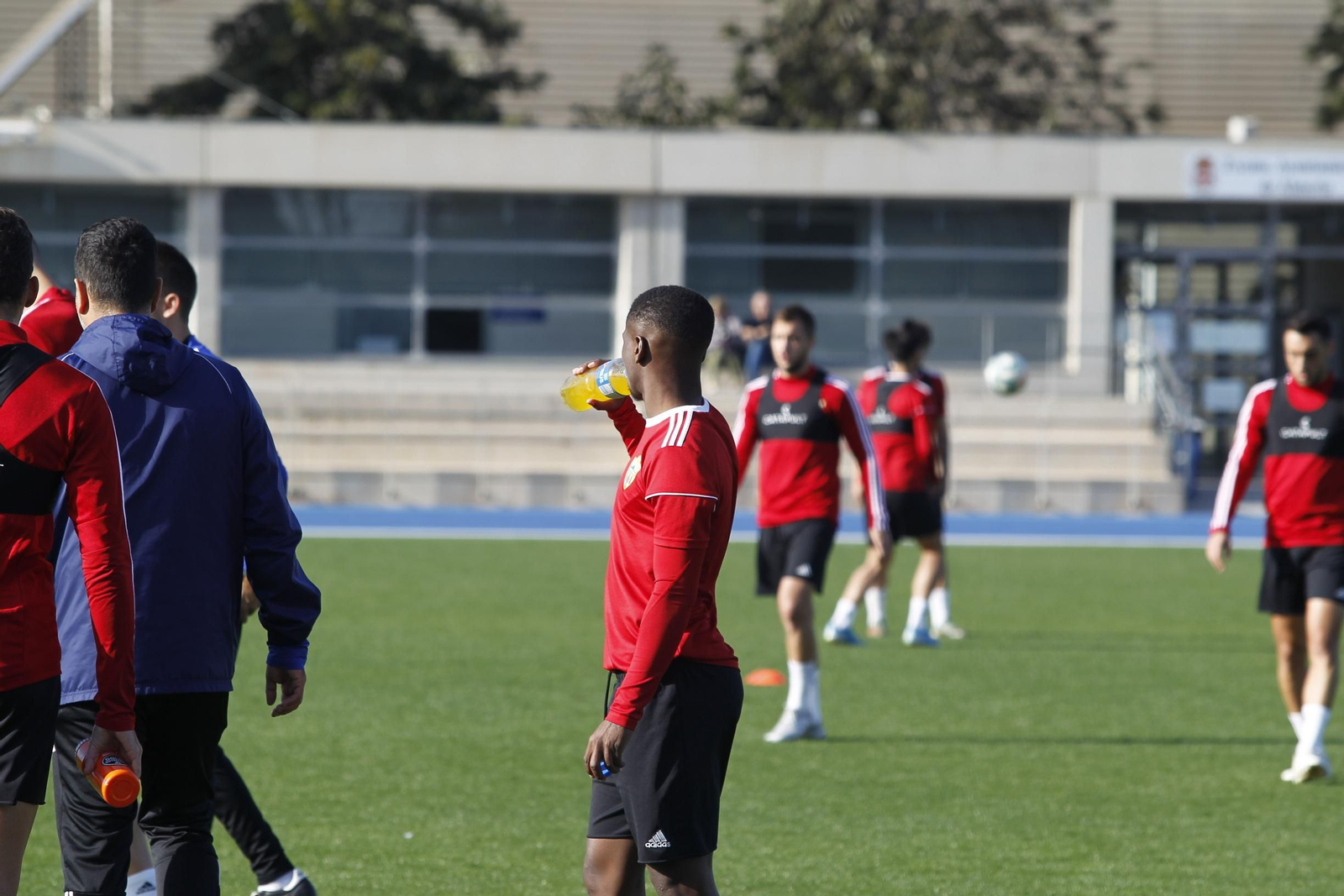 Fotogalería del entrenamiento de la UDA, 6-XII