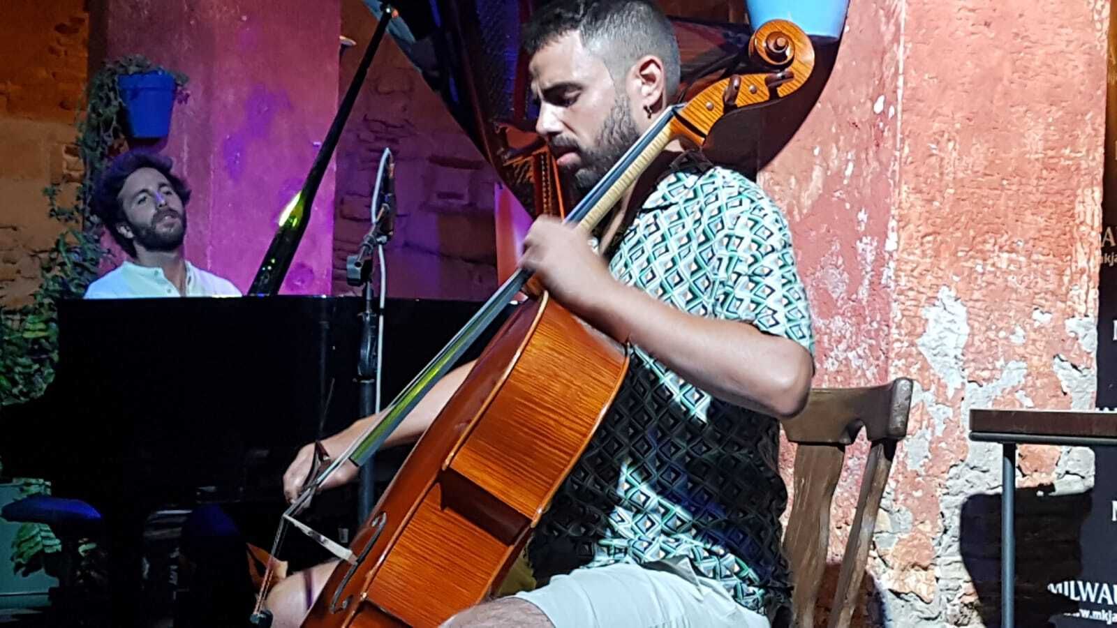 Chico Pérez, junto a Manuel Moro.