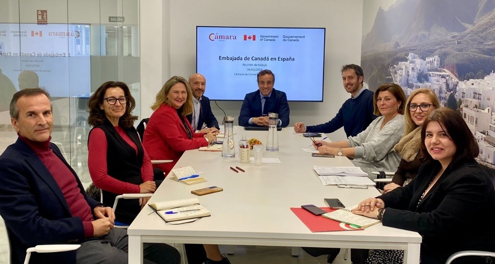 Reunión de trabajo con la Embajada de Canadá.