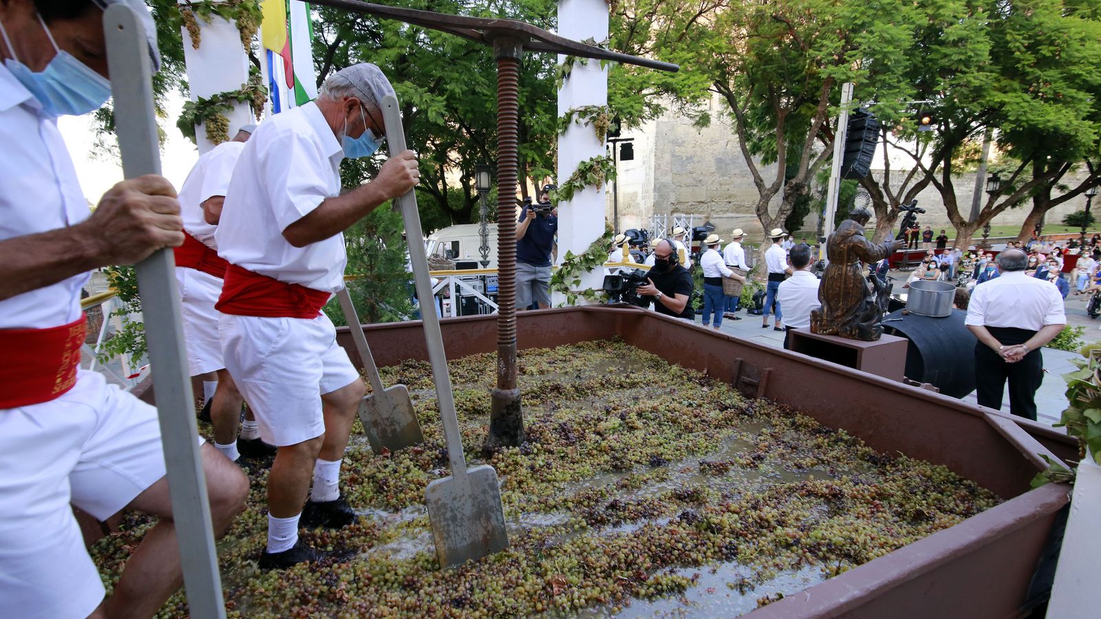 Pisa de la Uva en Alameda Vieja