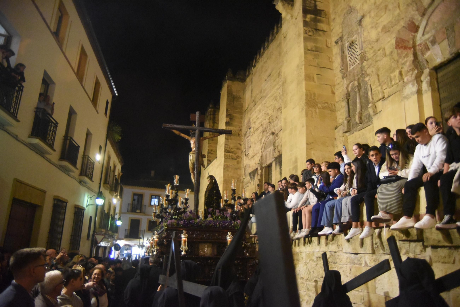La procesión de la Expiración en este Viernes Santo de Córdoba, en imágenes