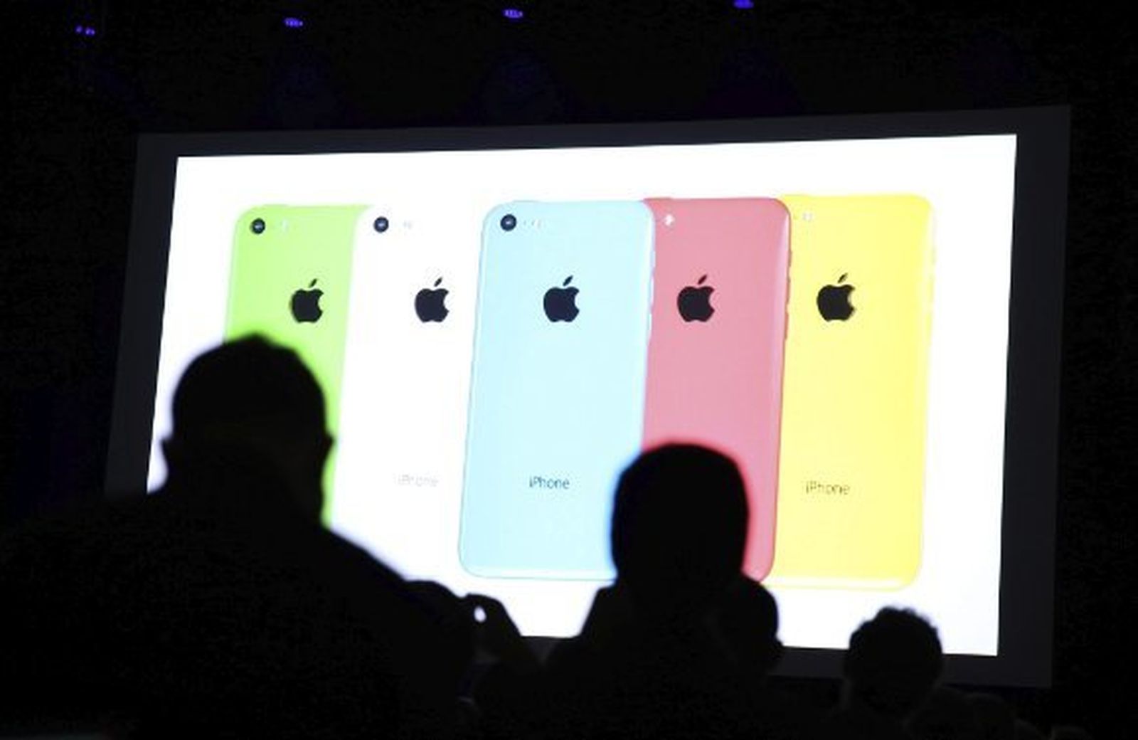 Apple diversifica su estrategia con dos nuevos iPhones